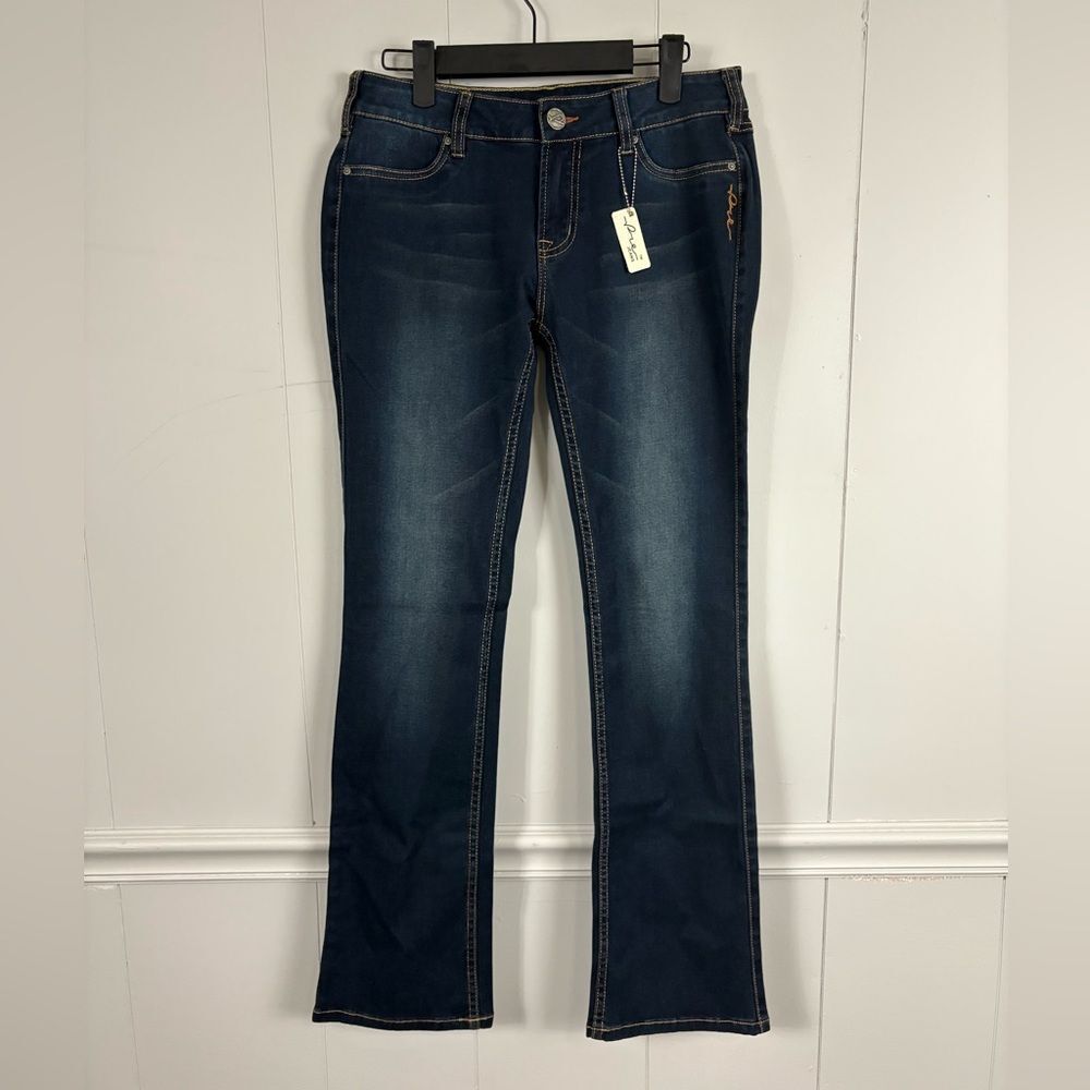 NWT Love Signature Denim Blue Bootcut Jeans 28 Casual Basic Everyday Women’s
